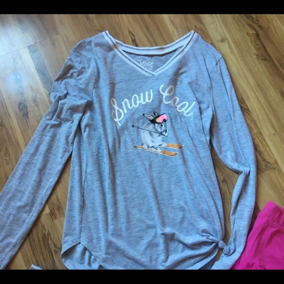 Justice - Picture 3 of 4